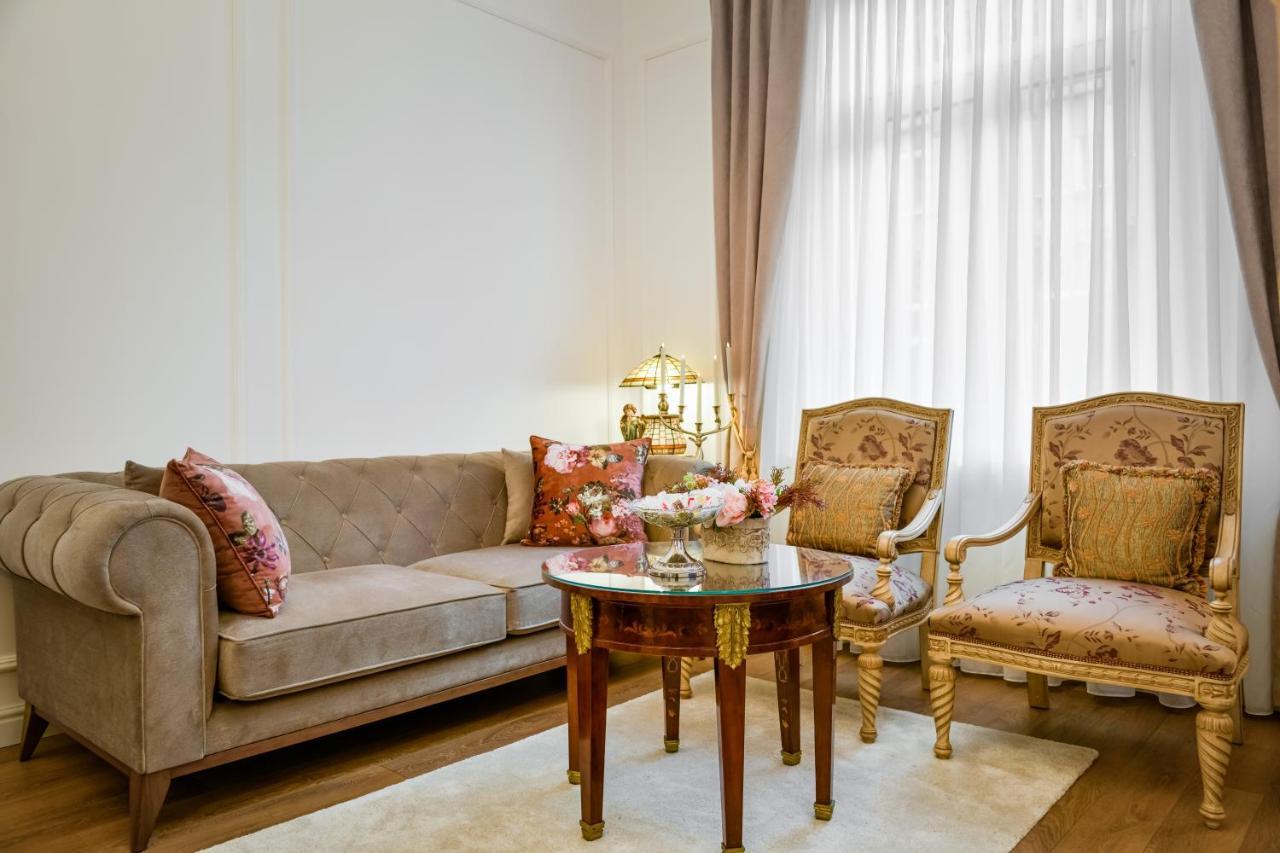 Luxury Class Apartment - 1St Floor, Large Apartment, Downtown, Newly Renovated, Fast Wifi, 4X Air Conditioning 萨格勒布 外观 照片