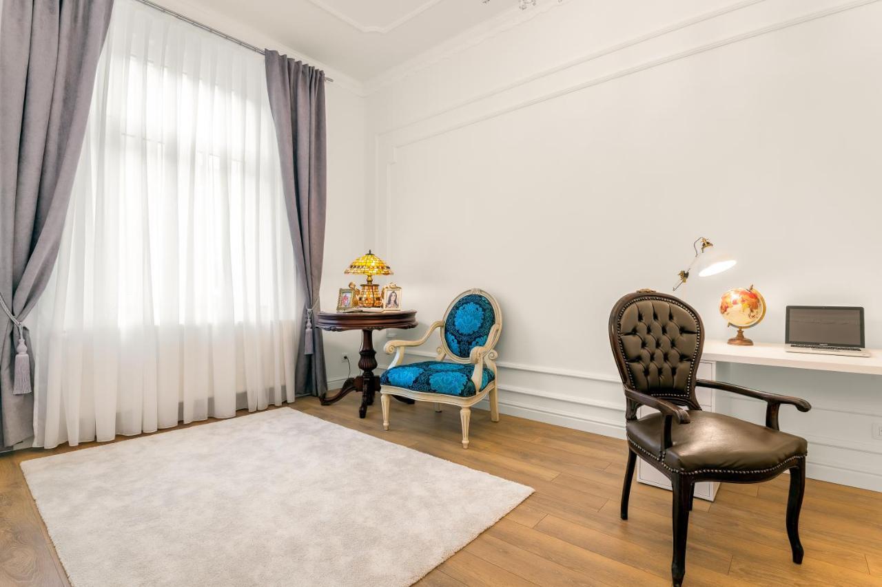 Luxury Class Apartment - 1St Floor, Large Apartment, Downtown, Newly Renovated, Fast Wifi, 4X Air Conditioning 萨格勒布 外观 照片