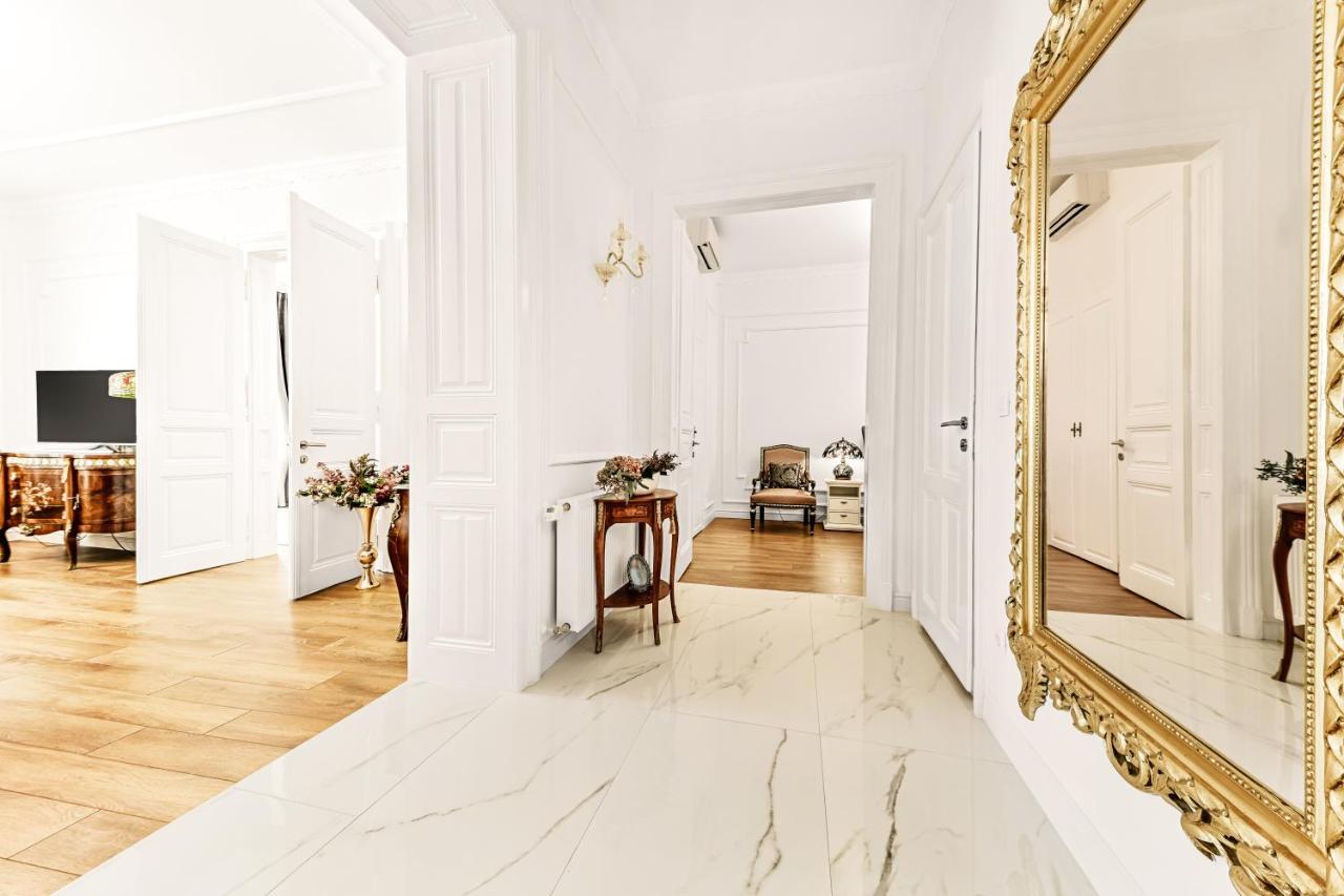Luxury Class Apartment - 1St Floor, Large Apartment, Downtown, Newly Renovated, Fast Wifi, 4X Air Conditioning 萨格勒布 外观 照片
